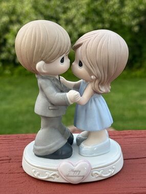 Anniversary Dancing Couple Figurine - precious moments pre-owned